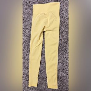 High waisted yellow booty lift leggings